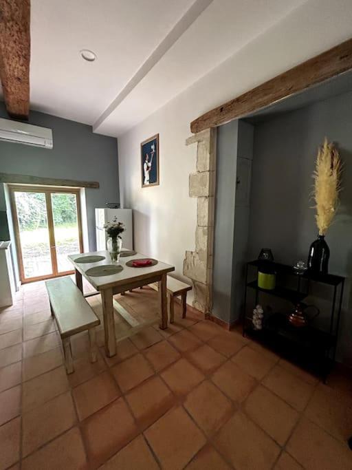 נים Superbe Appartement Cosy Avec Jardin מראה חיצוני תמונה